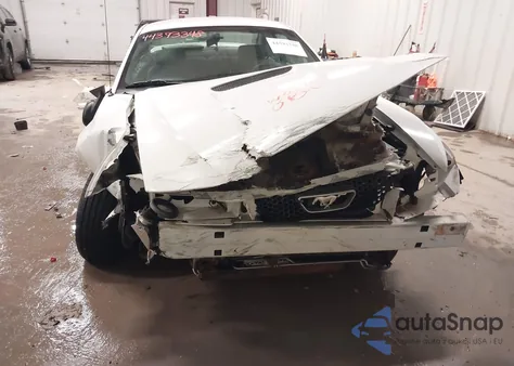 2000 Ford Mustang z USA, uszkodzony, nr VIN 1FAFP4044YF148036